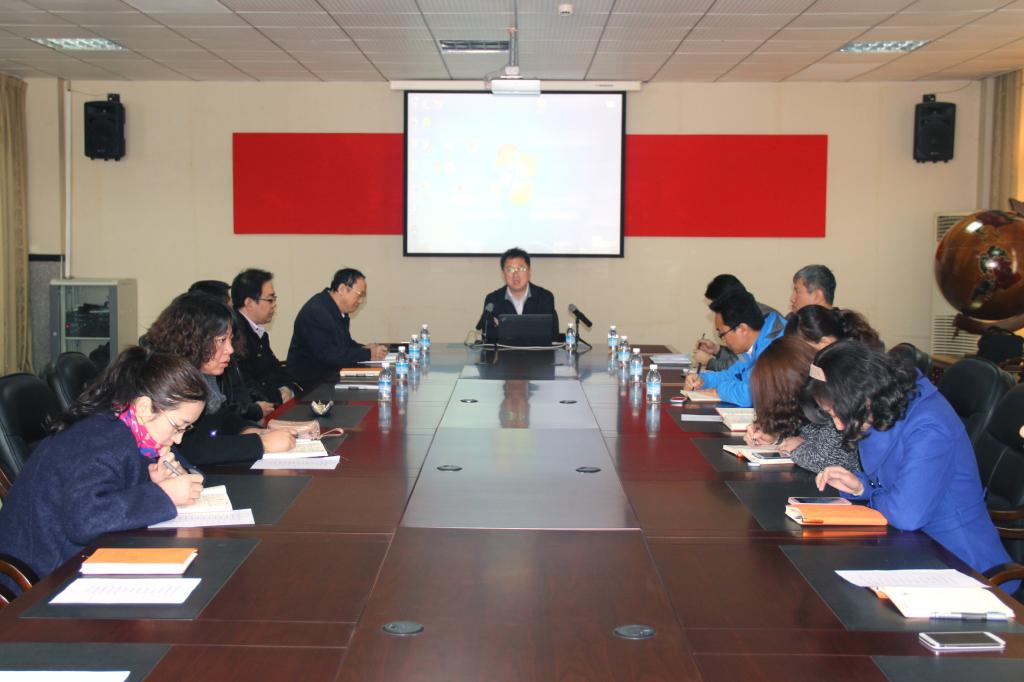 69堂
召开党支部建设创新立项汇报交流会