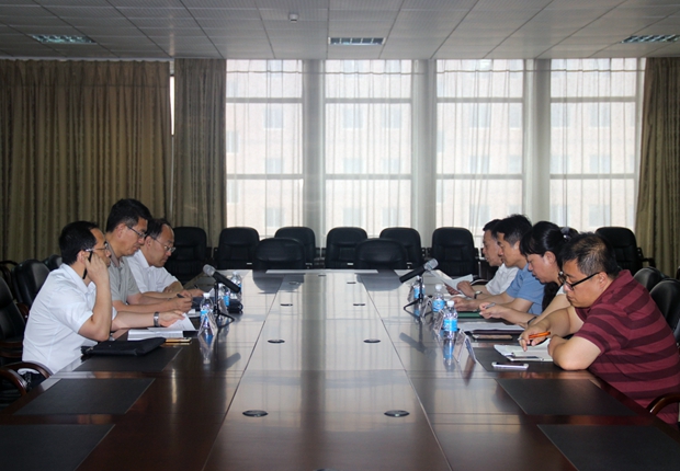 省教育厅督导组专家莅临69堂
检查督导工作